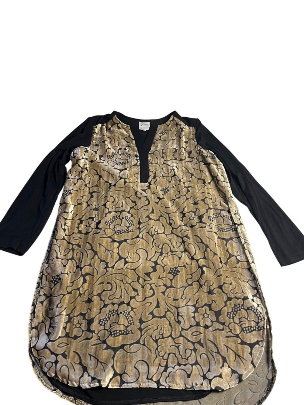 Finley Kenzie Black & Gold Velvet Overlay S Bamboo  Knee-Length Shift dress
